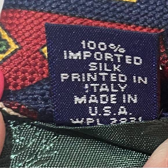 Tommy Hilfiger 100% Imported Italian Silk Neck Tie Navy Red Stripes Geometric - Picture 4 of 6